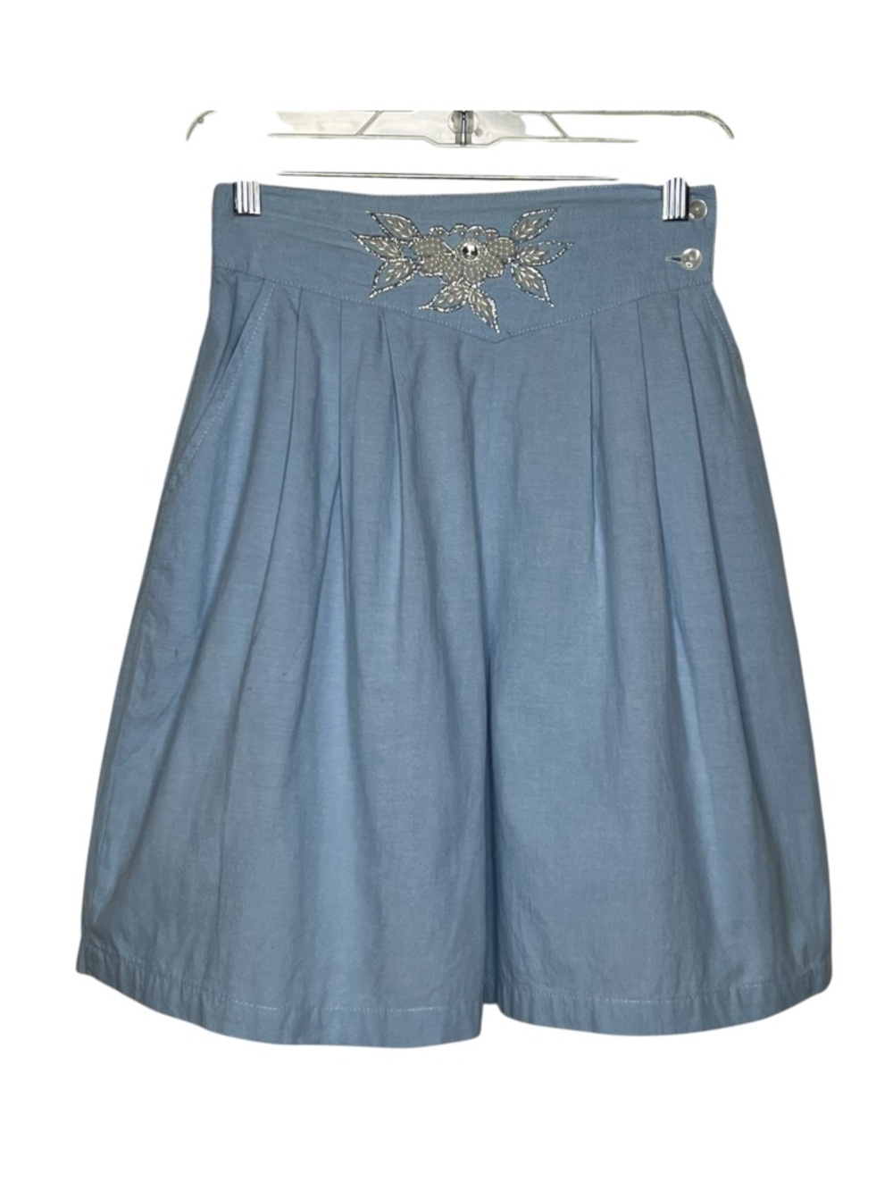 Jane Ashley Sz M High Waisted Pleated Light Blue Shorts Vintage 90’s Y2K V Yoke